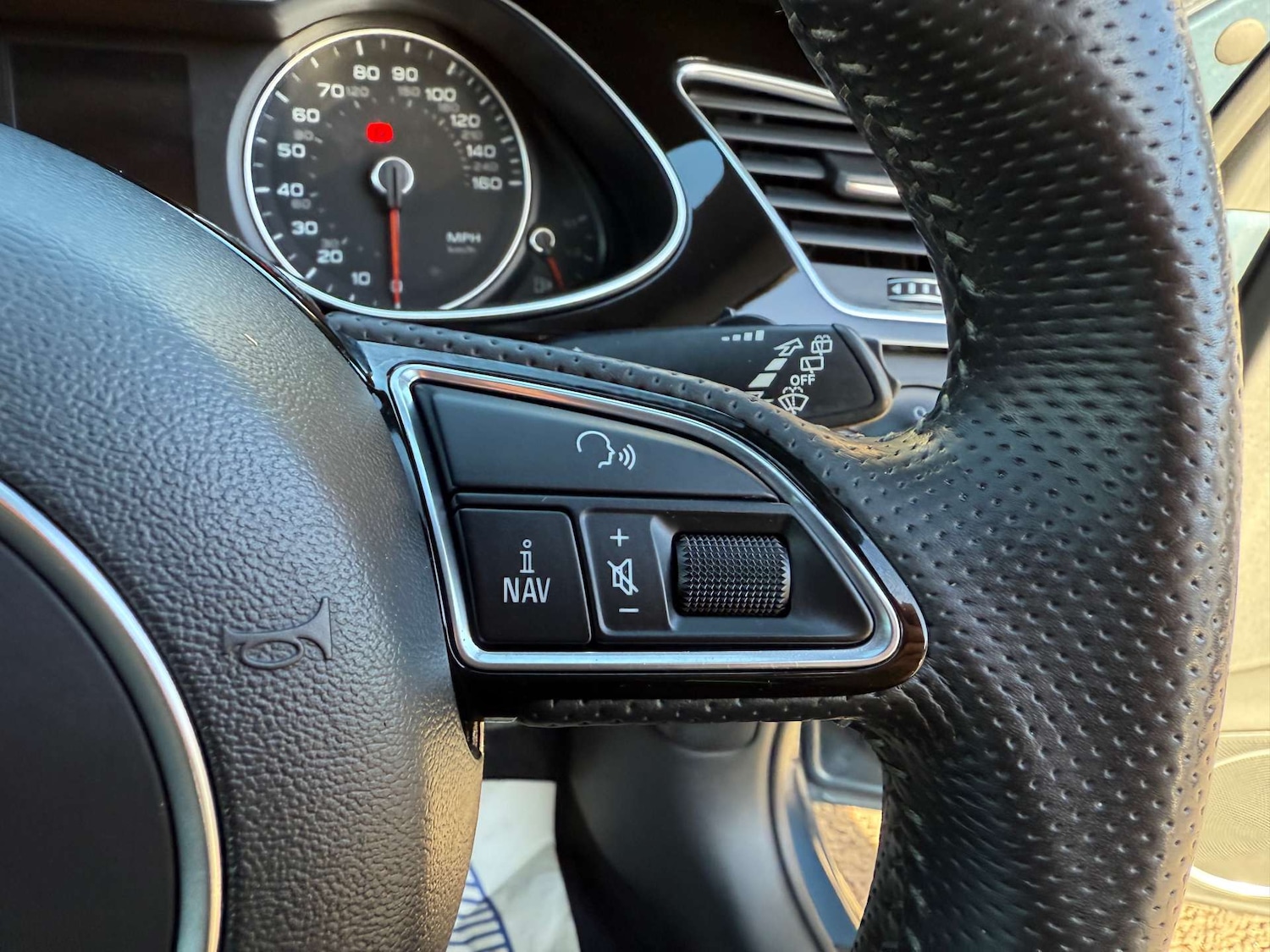 Used Audi A4 2014 for sale - 76366176: Photo 58