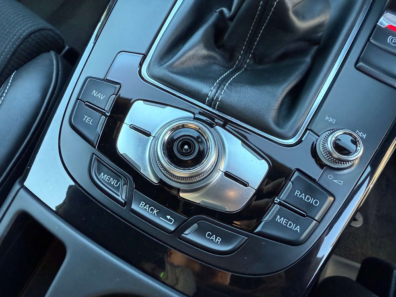 Used Audi A4 2014 for sale - 76366176: Photo 60