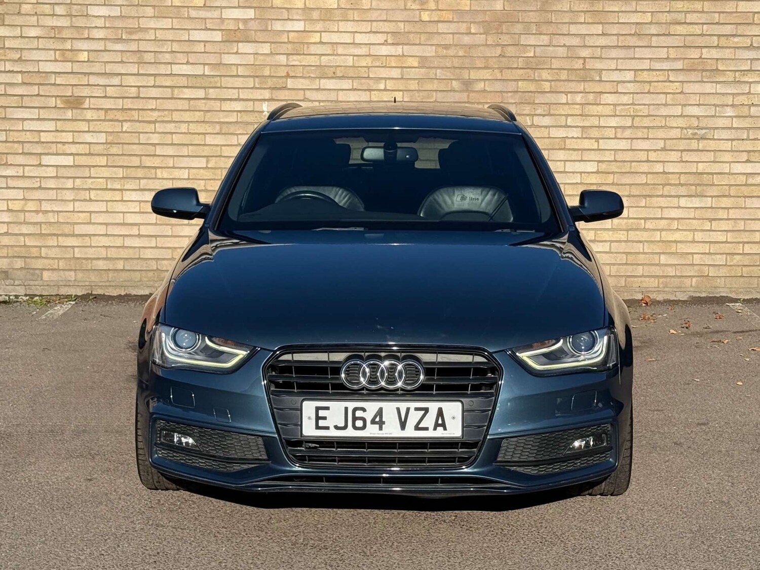 Used Audi A4 2014 for sale - 76366176: Photo 8