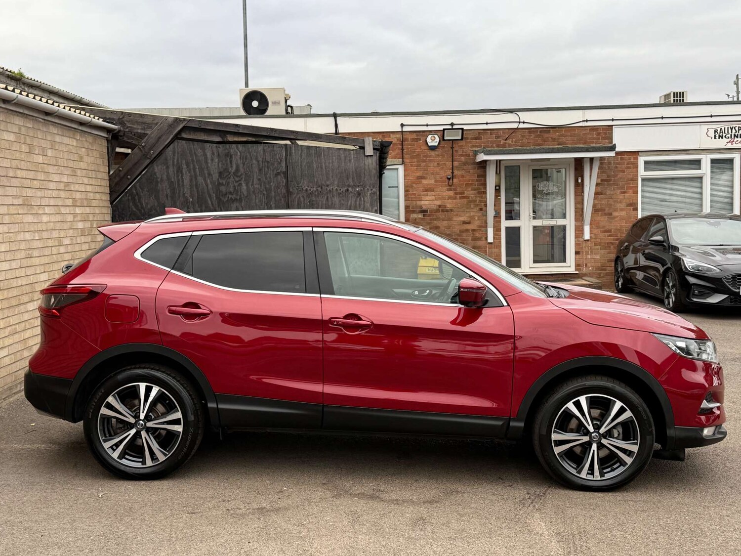 Used Nissan Qashqai 2017 for sale - 76091304: Photo 14