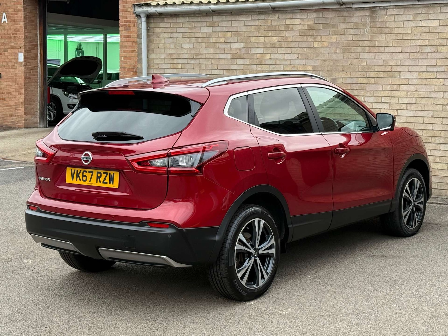 Used Nissan Qashqai 2017 for sale - 76091304: Photo 23