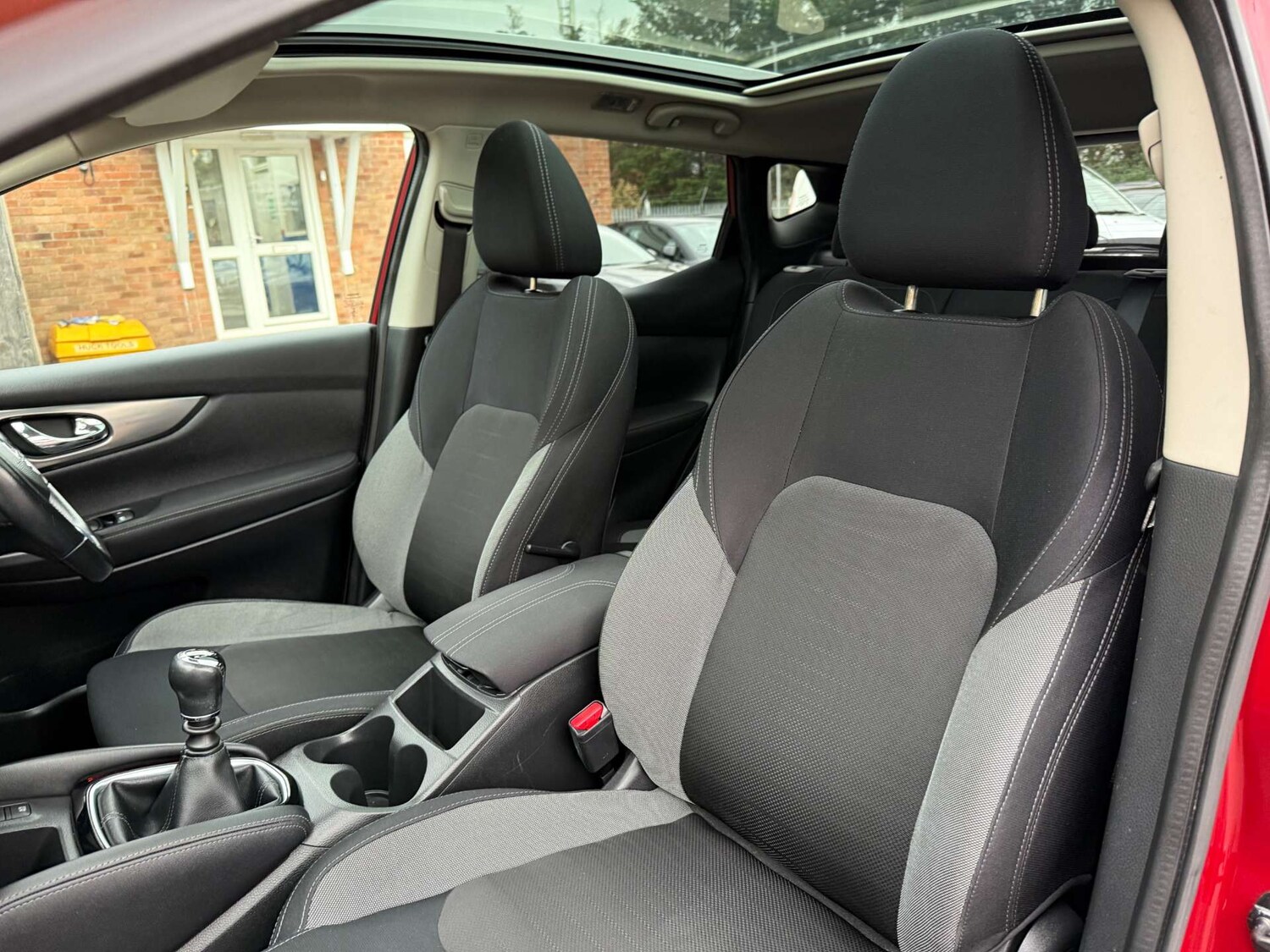 Used Nissan Qashqai 2017 for sale - 76091304: Photo 26