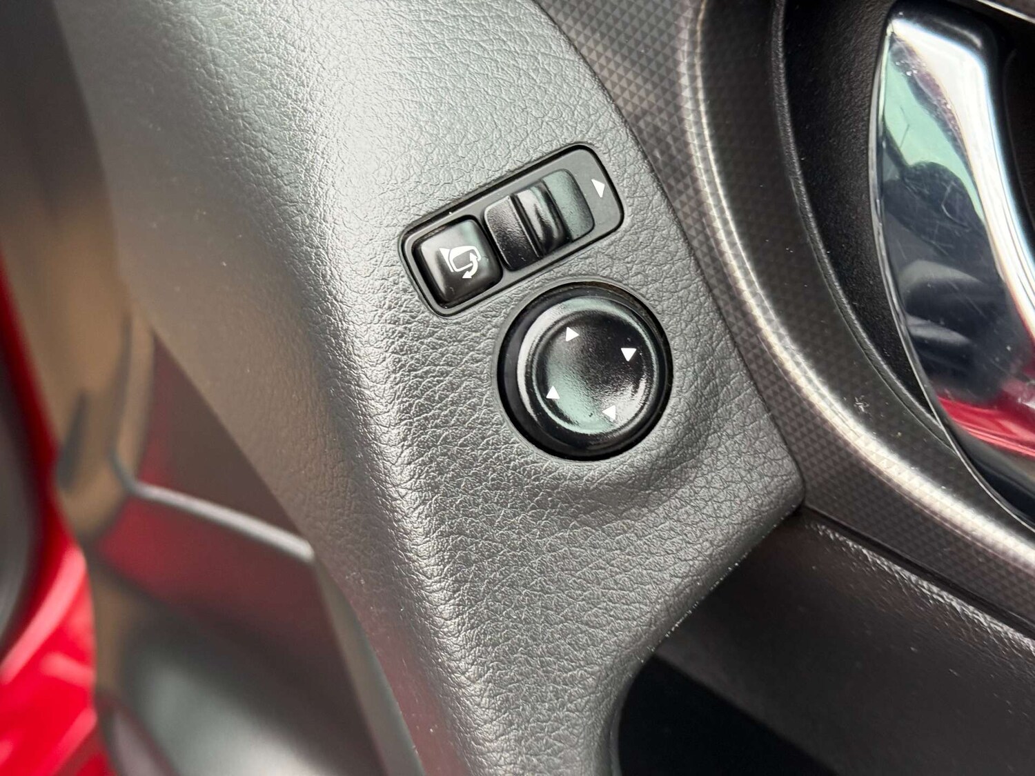 Used Nissan Qashqai 2017 for sale - 76091304: Photo 47