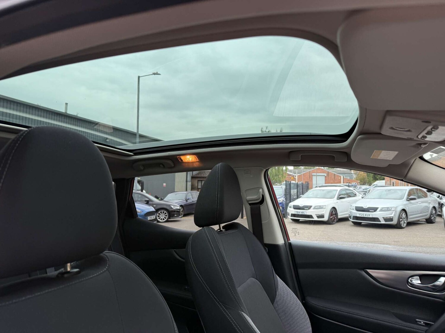 Used Nissan Qashqai 2017 for sale - 76091304: Photo 56