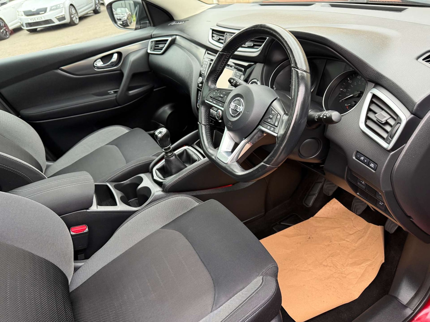 Used Nissan Qashqai 2017 for sale - 76091304: Photo 6