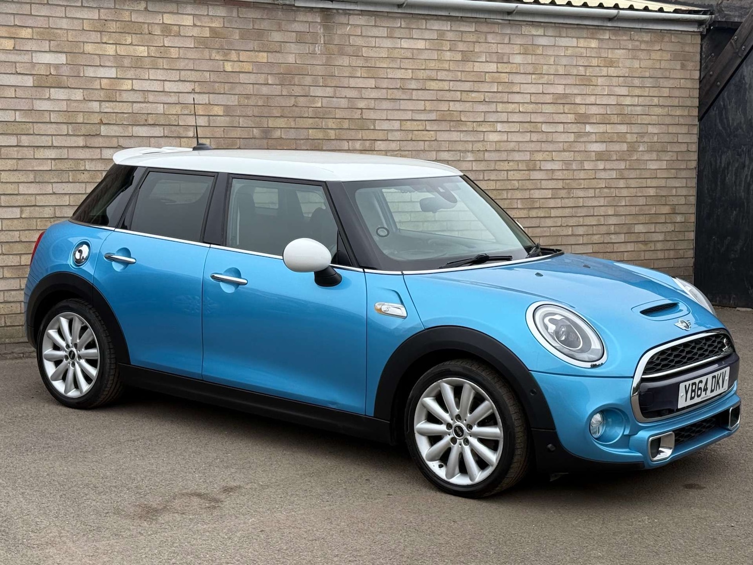 Used MINI Hatch 2015 for sale - 76919192: Photo 16