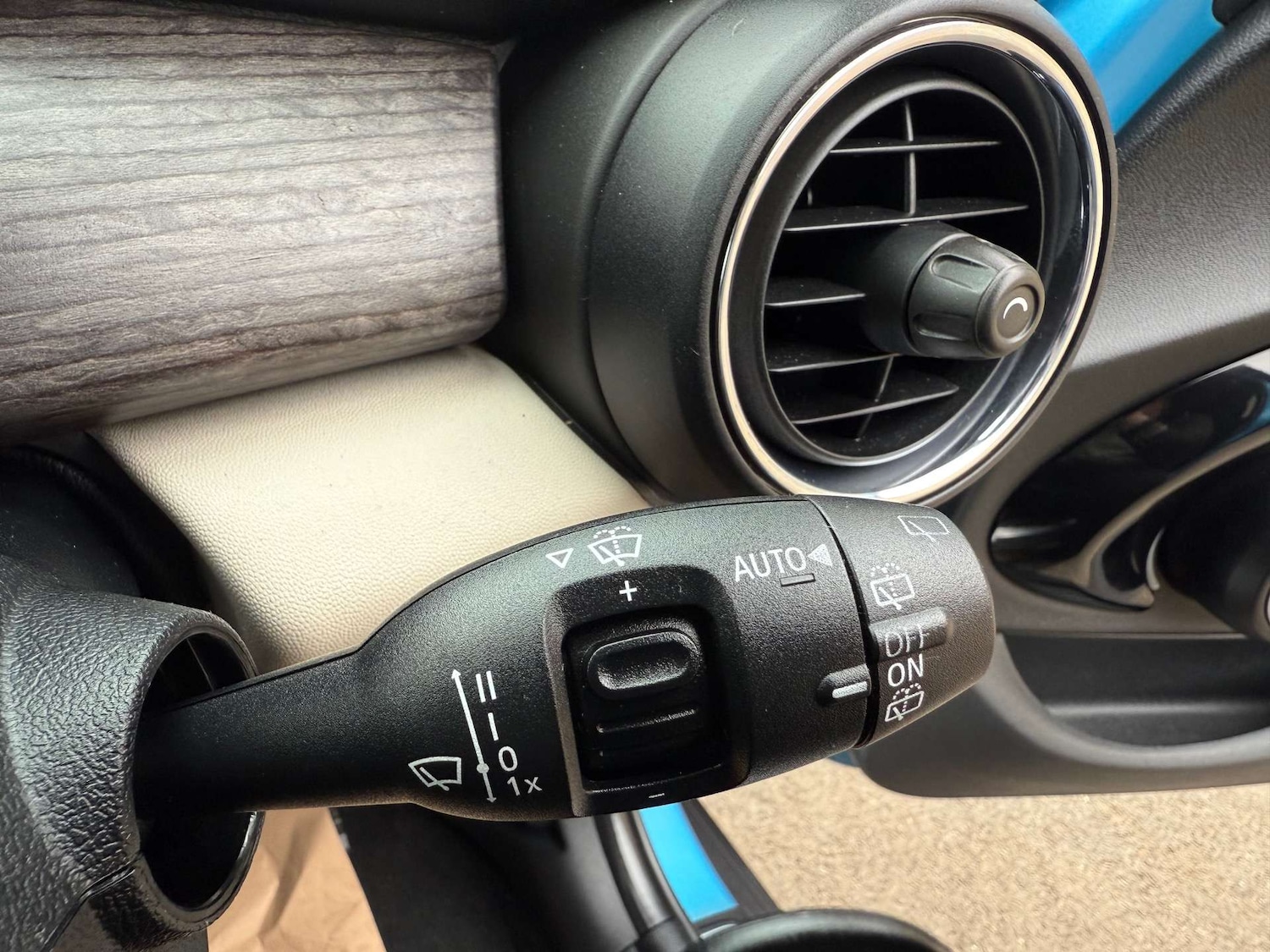 Used MINI Hatch 2015 for sale - 76919192: Photo 45