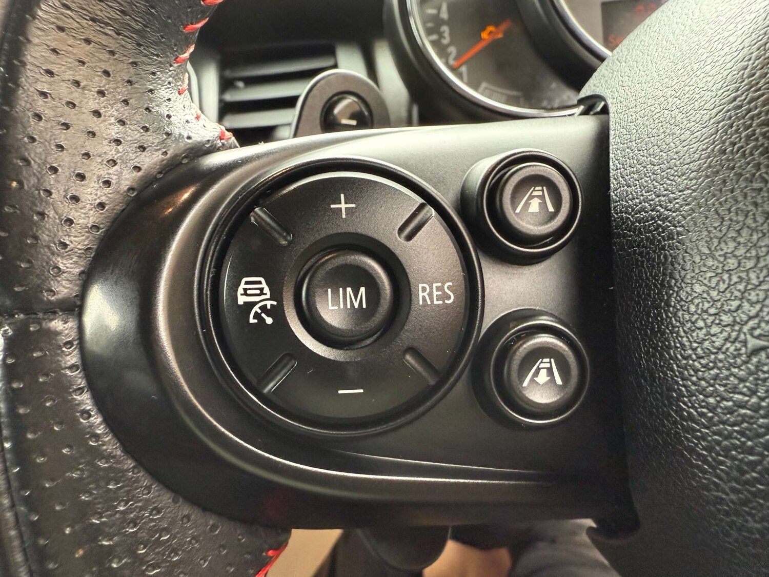 Used MINI Hatch 2015 for sale - 76919192: Photo 47