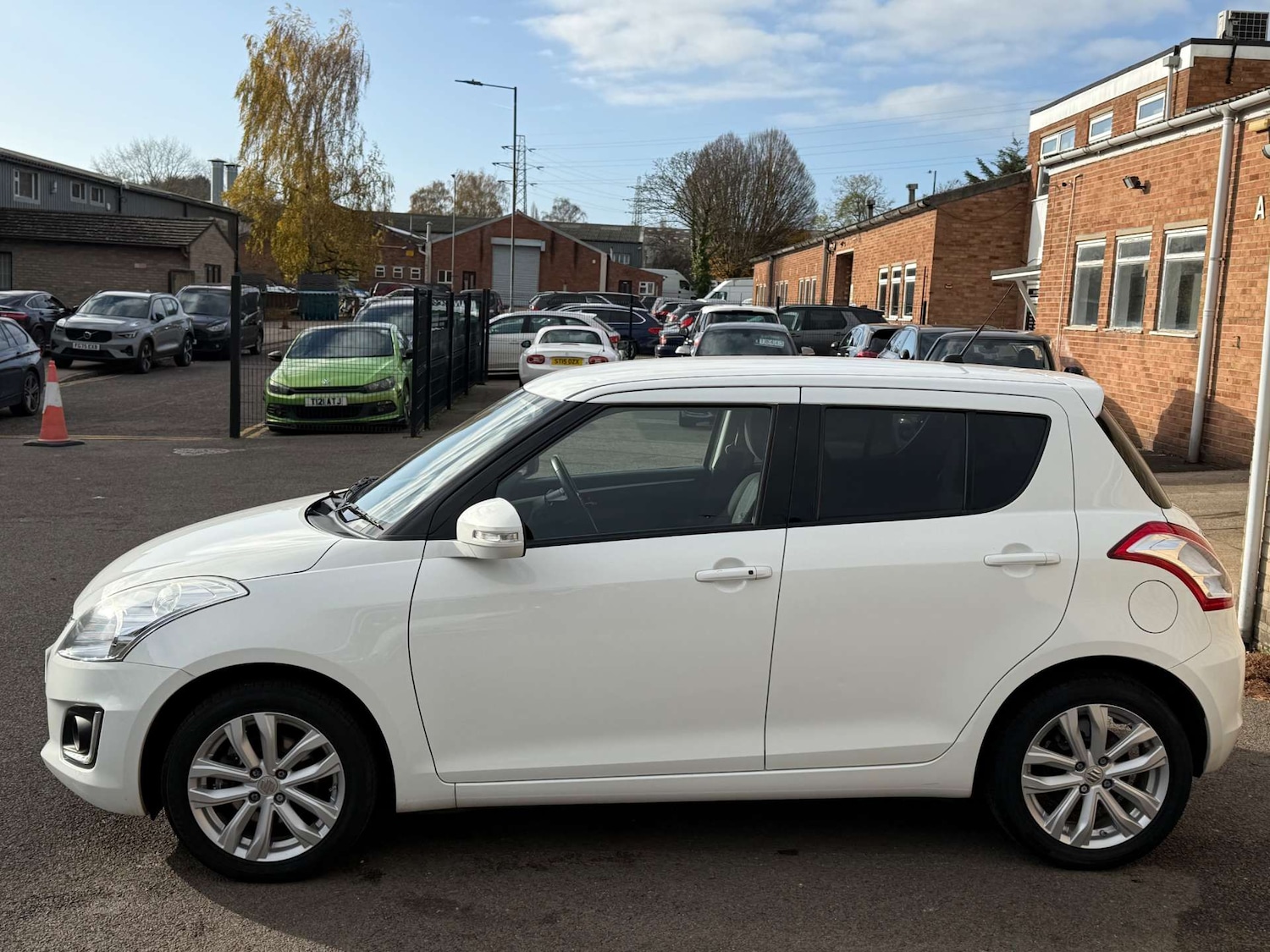 Used Suzuki Swift 2016 for sale - 76602019: Photo 18