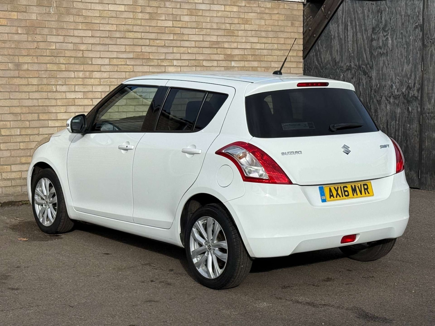 Used Suzuki Swift 2016 for sale - 76602019: Photo 28