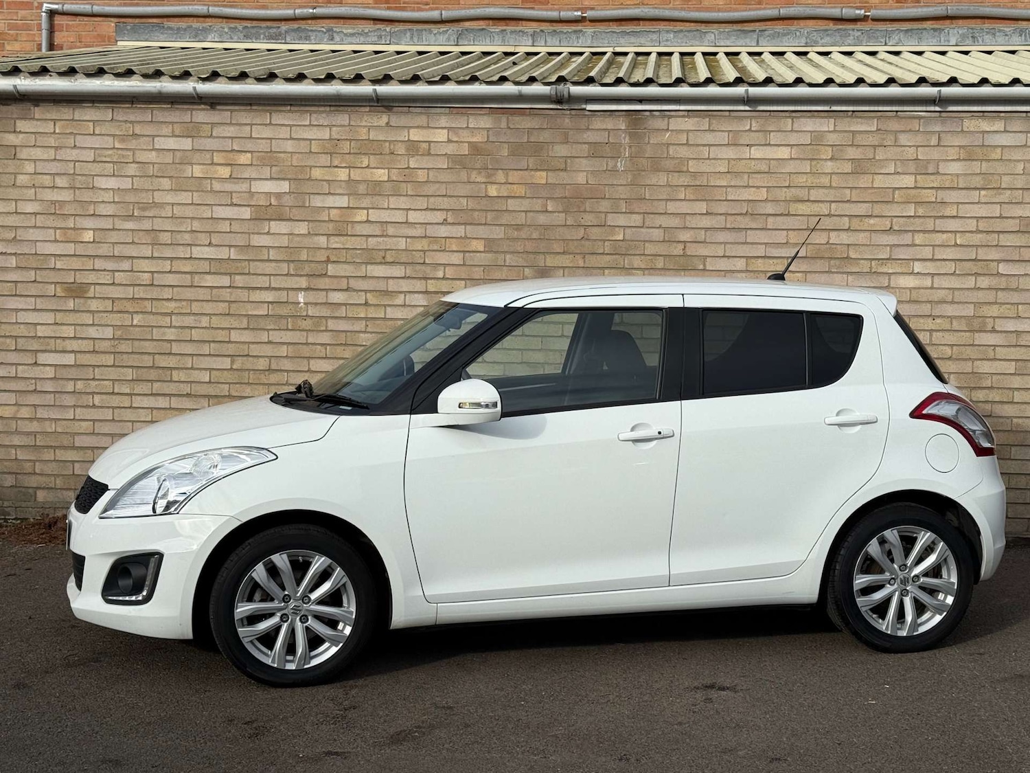 Used Suzuki Swift 2016 for sale - 76602019: Photo 34