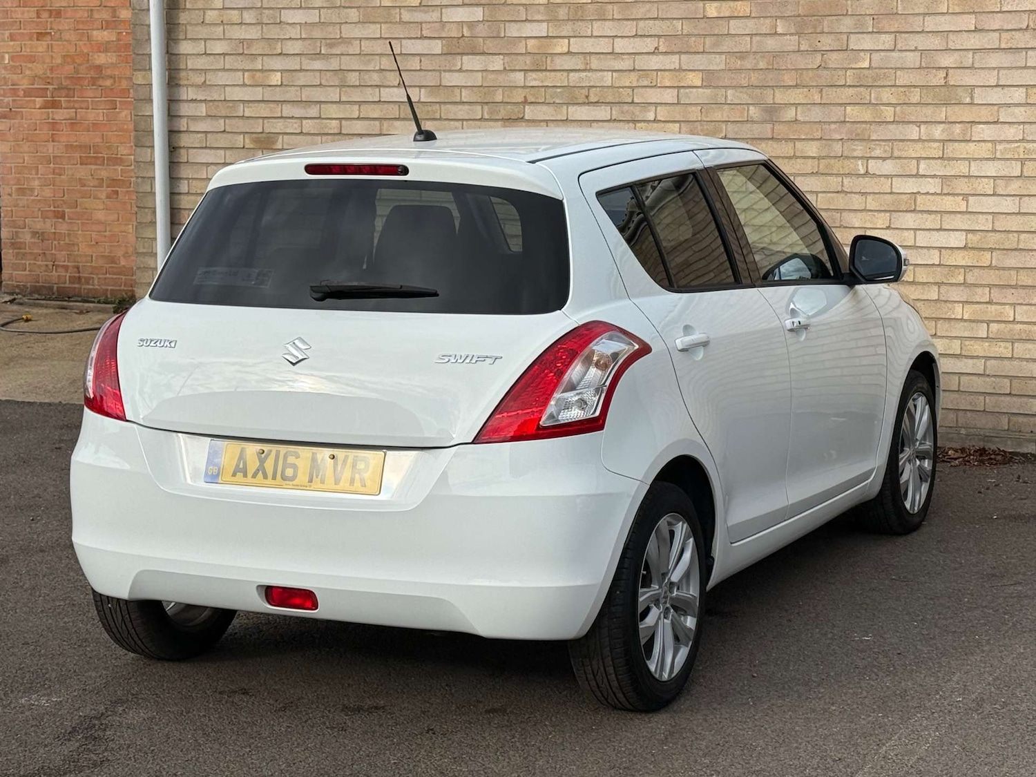 Used Suzuki Swift 2016 for sale - 76602019: Photo 39