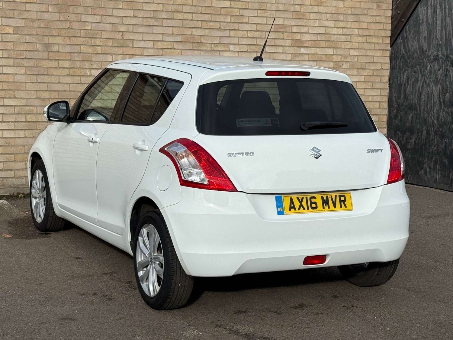 Used Suzuki Swift 2016 for sale - 76602019: Photo 40