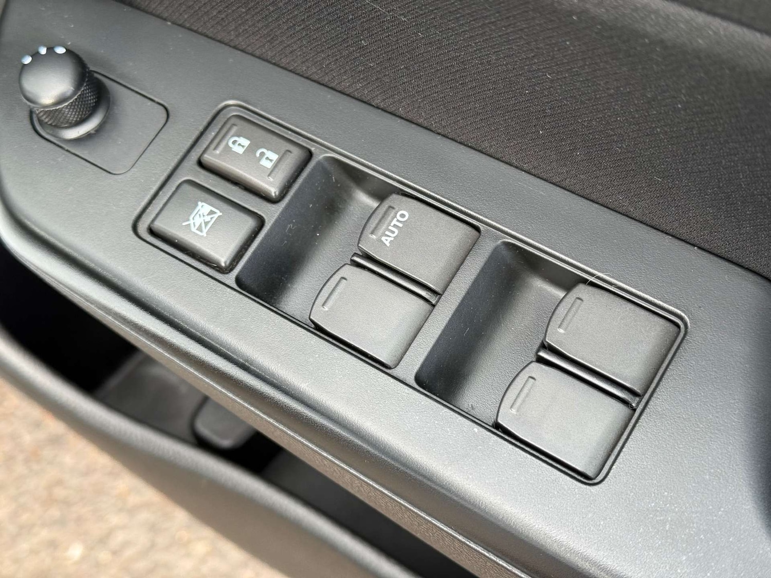 Used Suzuki Swift 2016 for sale - 76602019: Photo 44