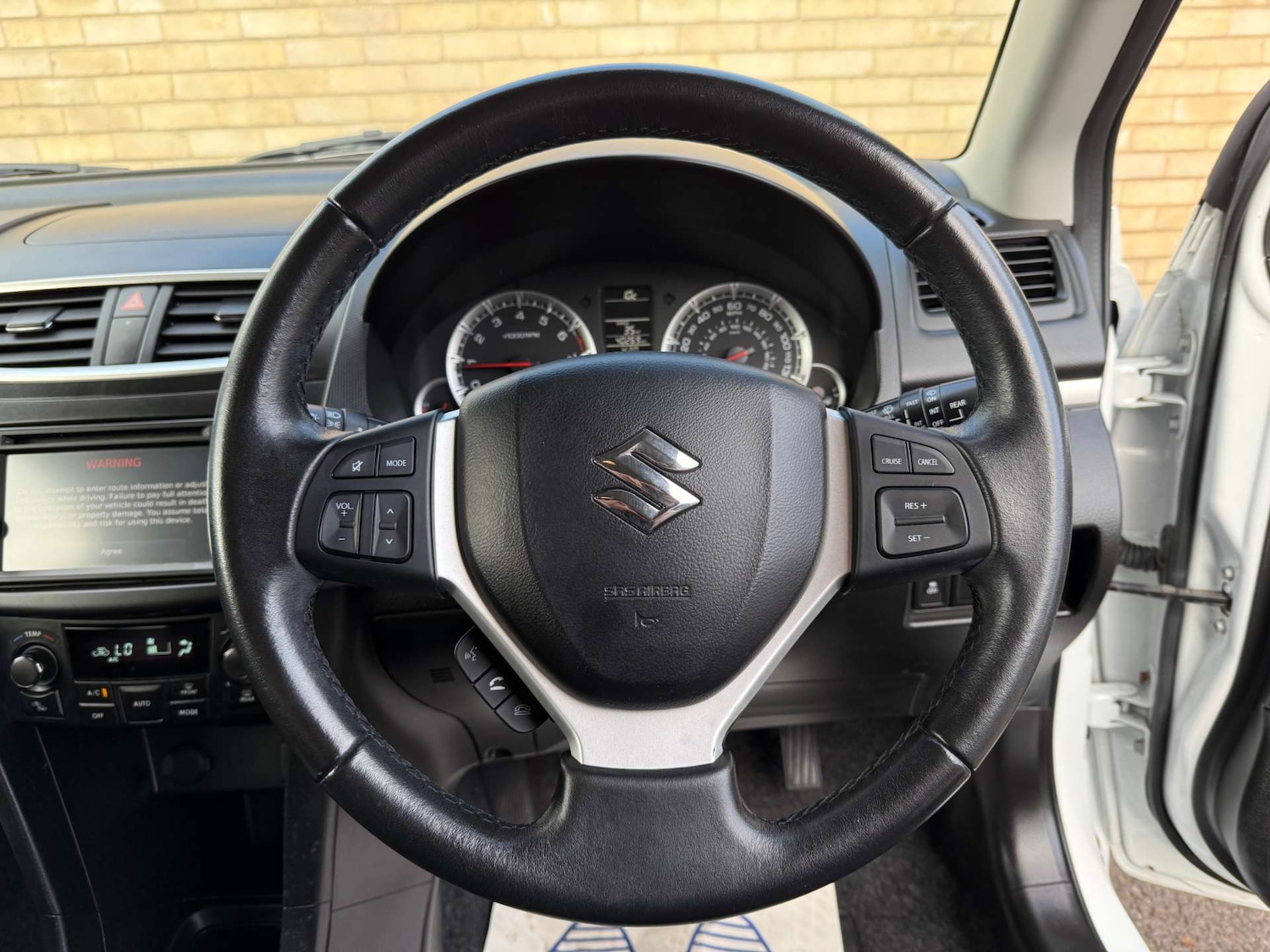 Used Suzuki Swift 2016 for sale - 76602019: Photo 47