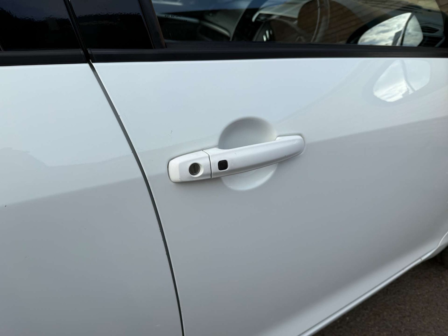 Used Suzuki Swift 2016 for sale - 76602019: Photo 69