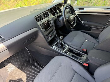 Used Volkswagen Golf 2016 for sale - 78048914: Photo