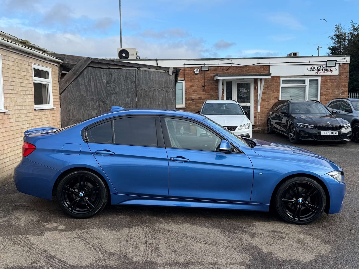 Used BMW 3 Series 2016 for sale - 77547724: Photo 17