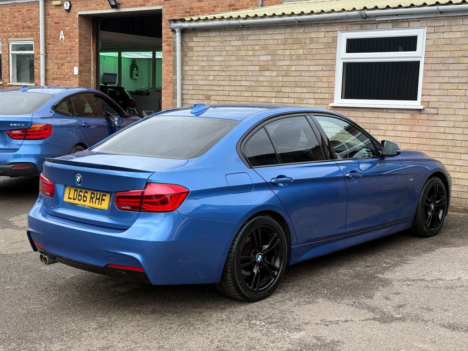 Used BMW 3 Series 2016 for sale - 77547724: Photo 24