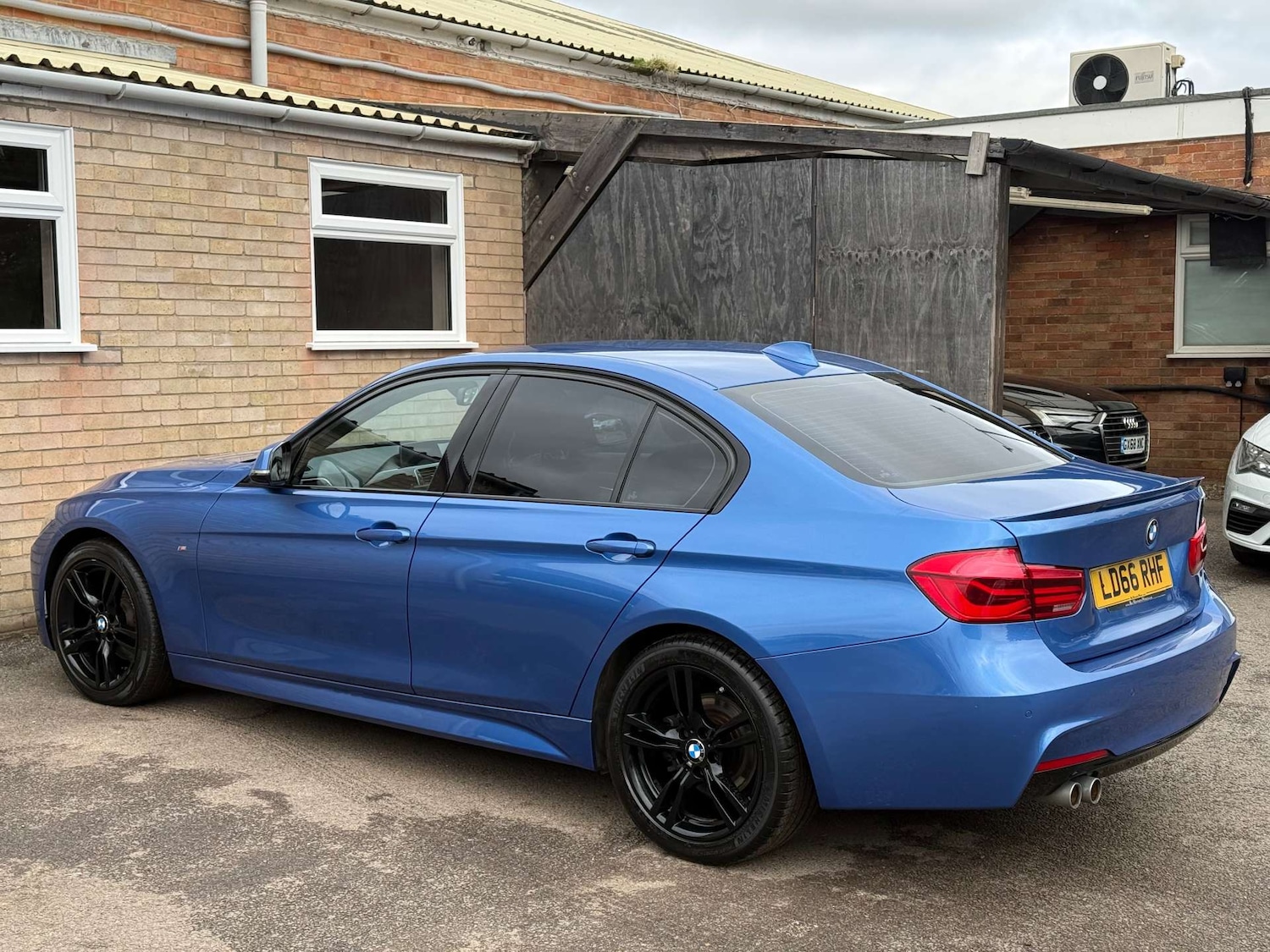 Used BMW 3 Series 2016 for sale - 77547724: Photo 25