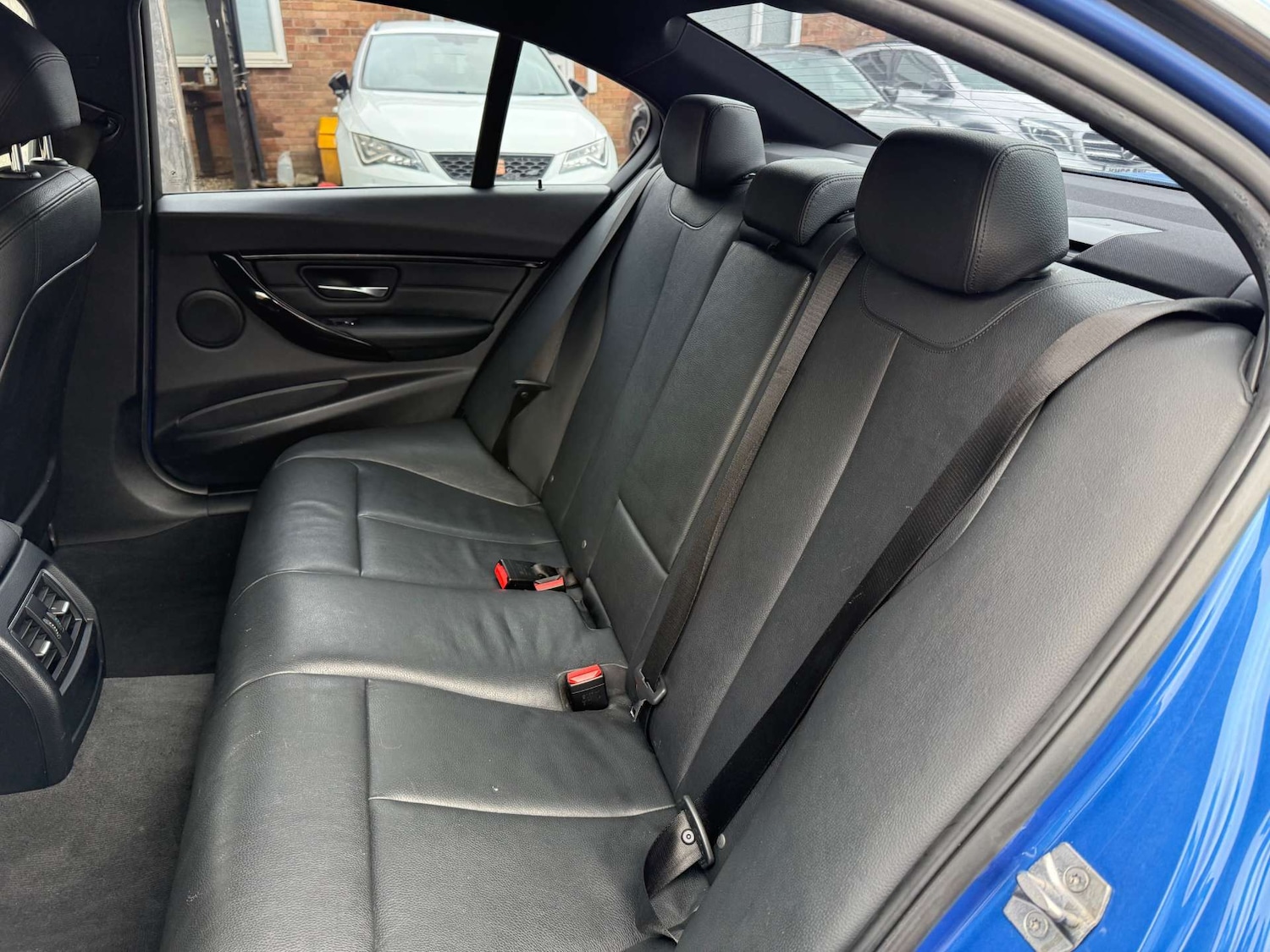 Used BMW 3 Series 2016 for sale - 77547724: Photo 31