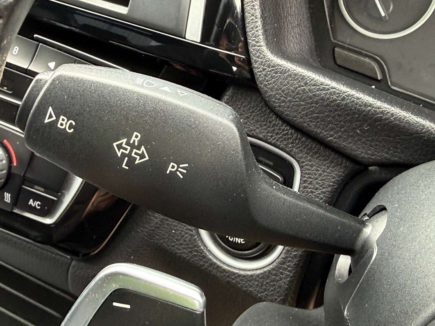 Used BMW 3 Series 2016 for sale - 77547724: Photo 45