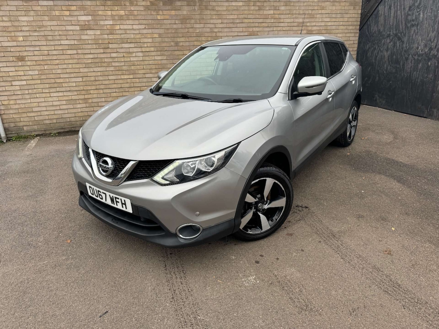 Used Nissan Qashqai 2017 for sale - 76330093: Photo 3