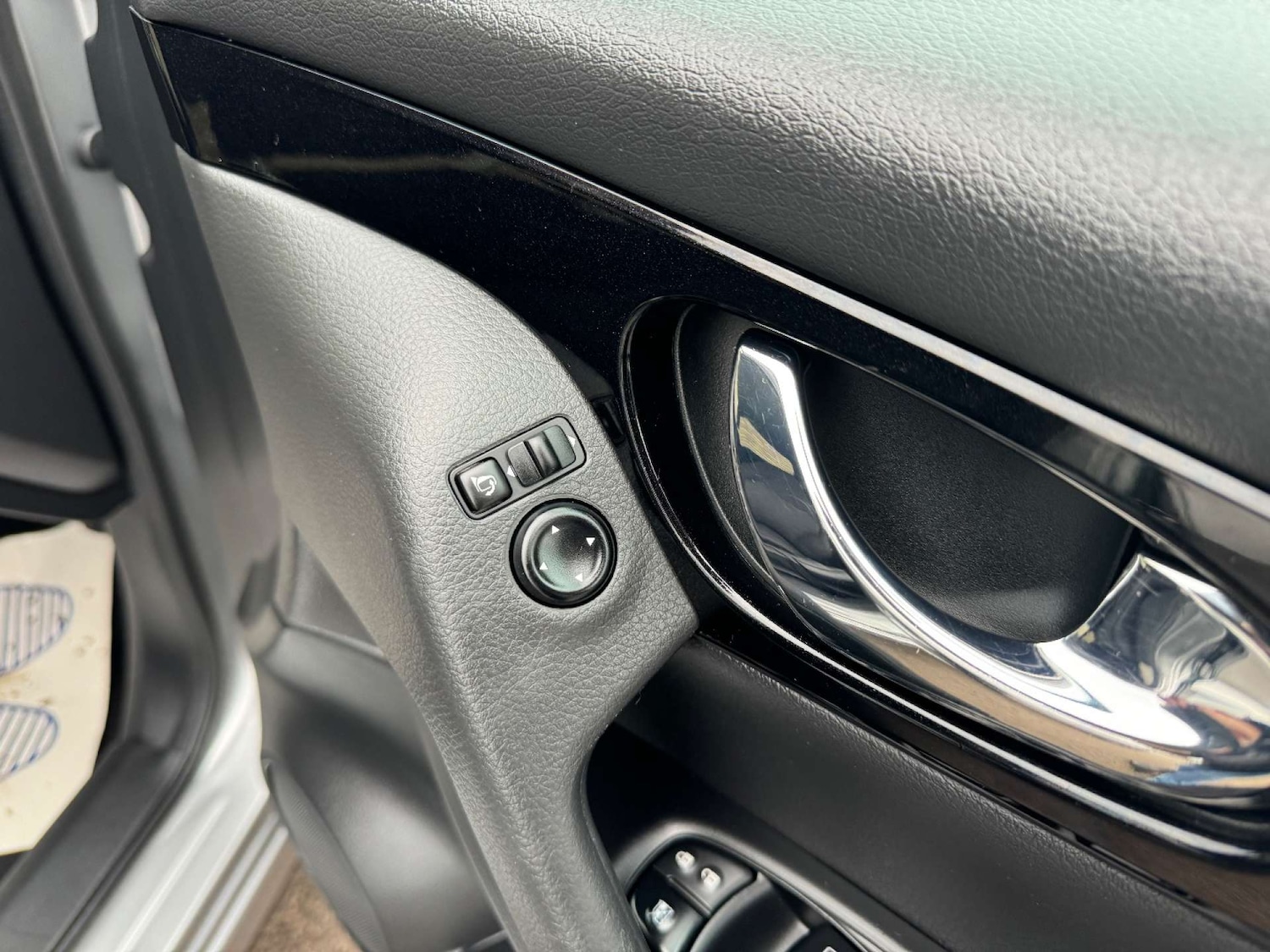 Used Nissan Qashqai 2017 for sale - 76330093: Photo 42