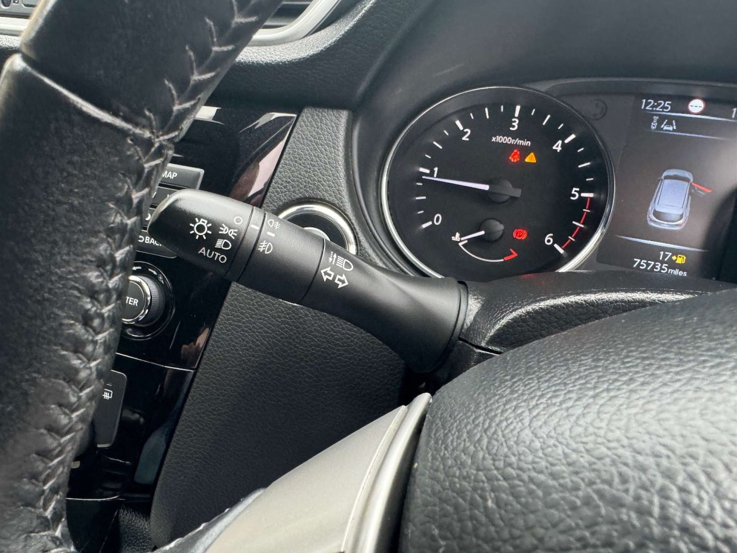 Used Nissan Qashqai 2017 for sale - 76330093: Photo 52