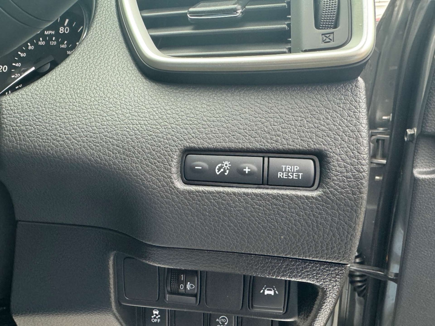 Used Nissan Qashqai 2017 for sale - 76330093: Photo 55