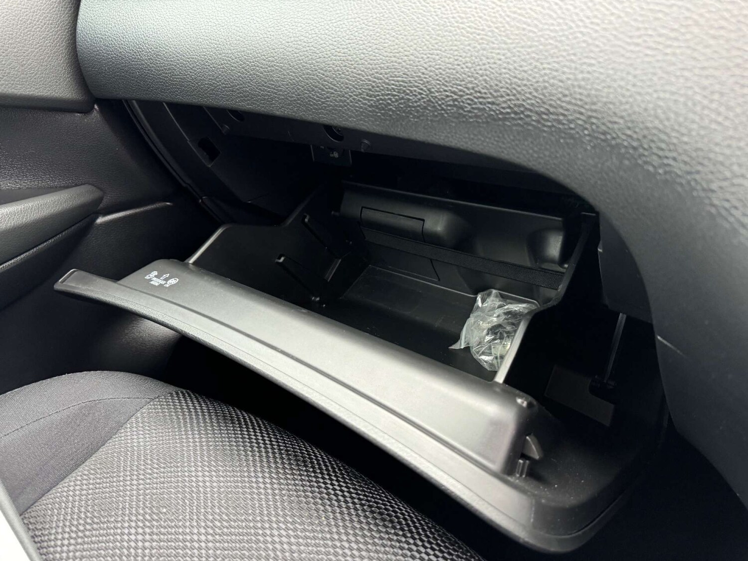 Used Nissan Qashqai 2017 for sale - 76330093: Photo 70