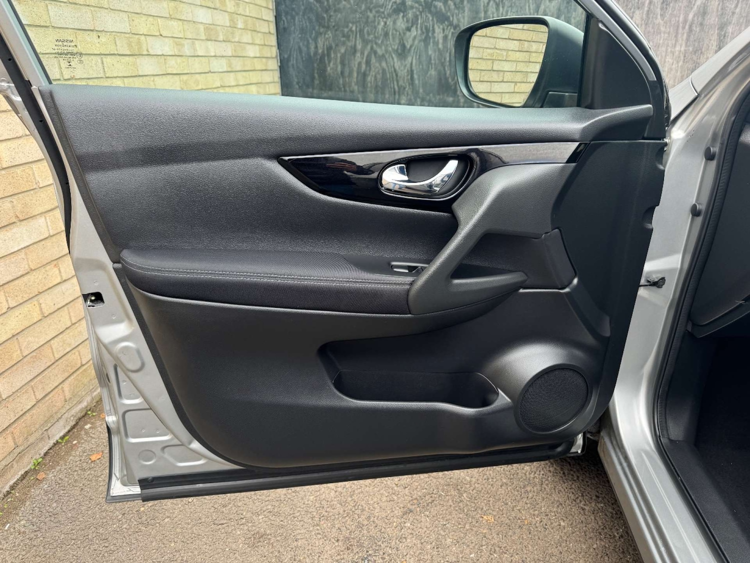 Used Nissan Qashqai 2017 for sale - 76330093: Photo 73