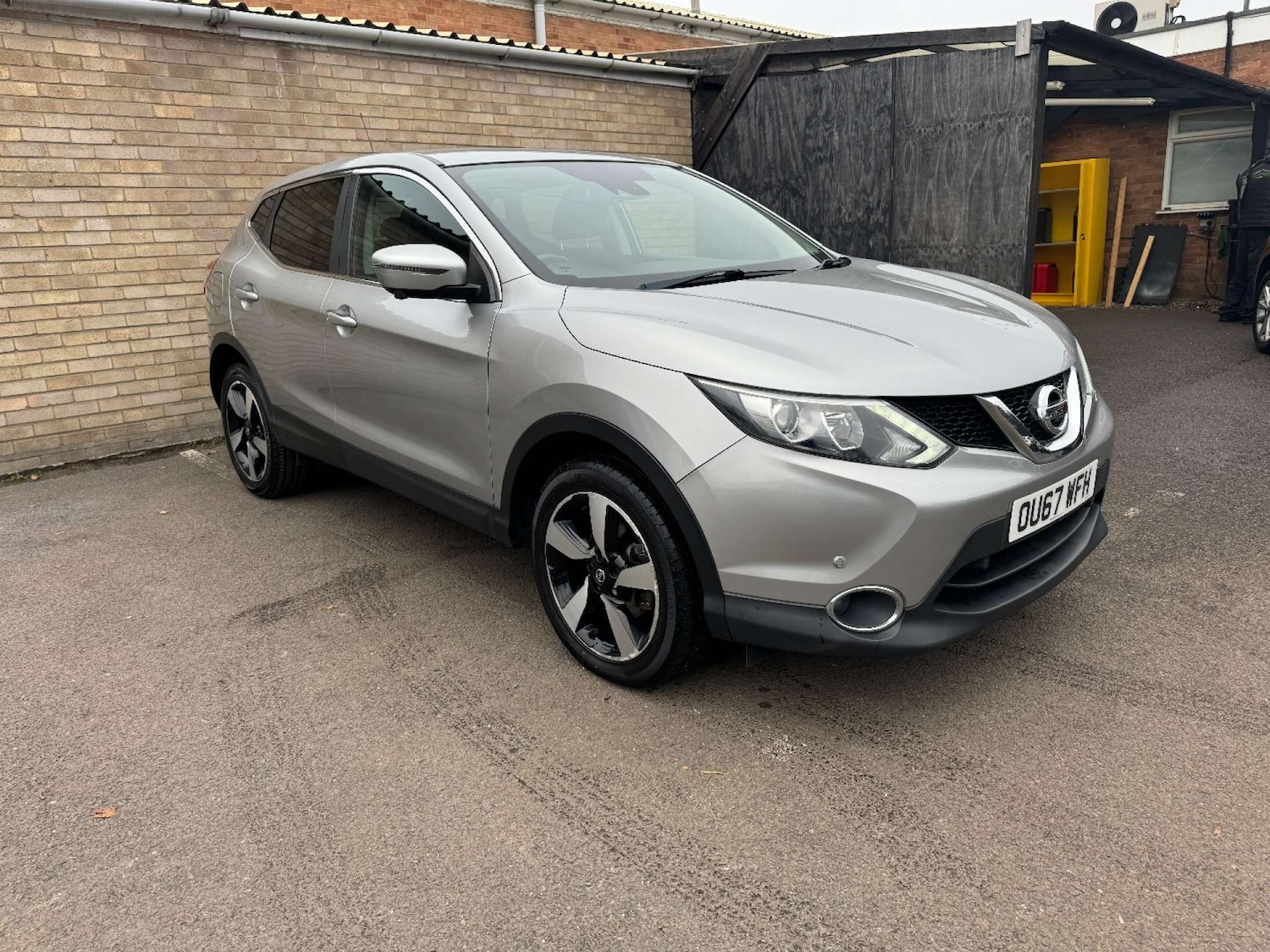 Used Nissan Qashqai 2017 for sale - 76330093: Photo 9