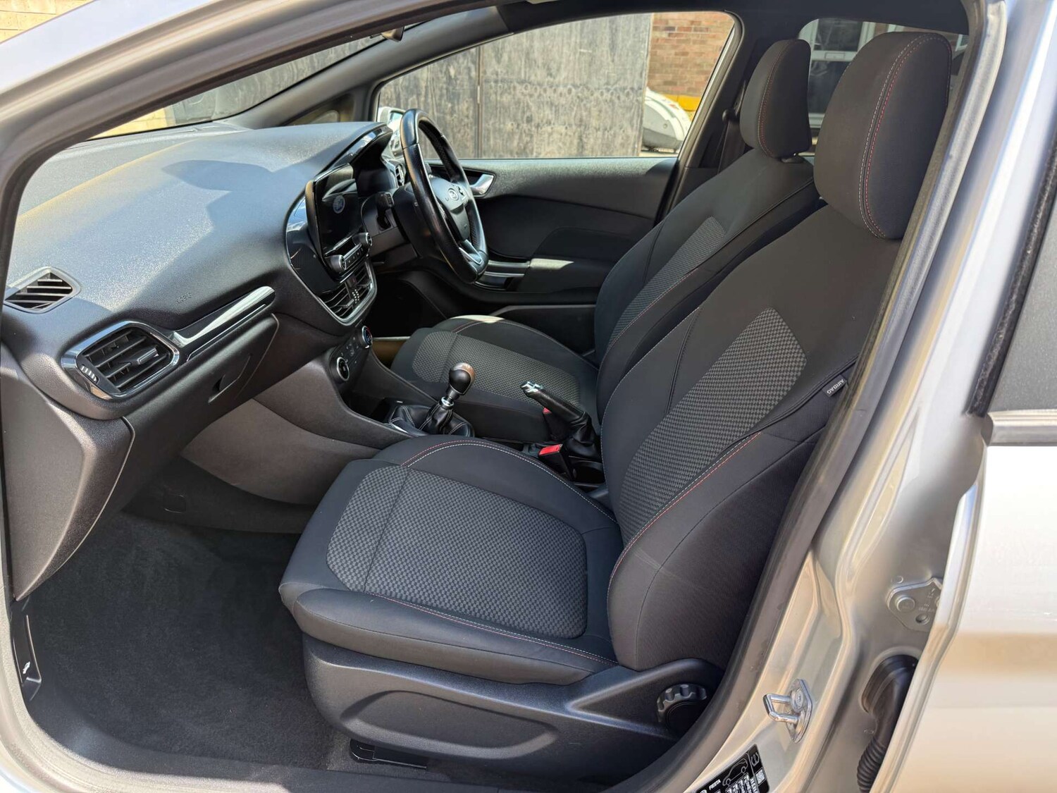 Used Ford Fiesta 2018 for sale - 76277540: Photo 19