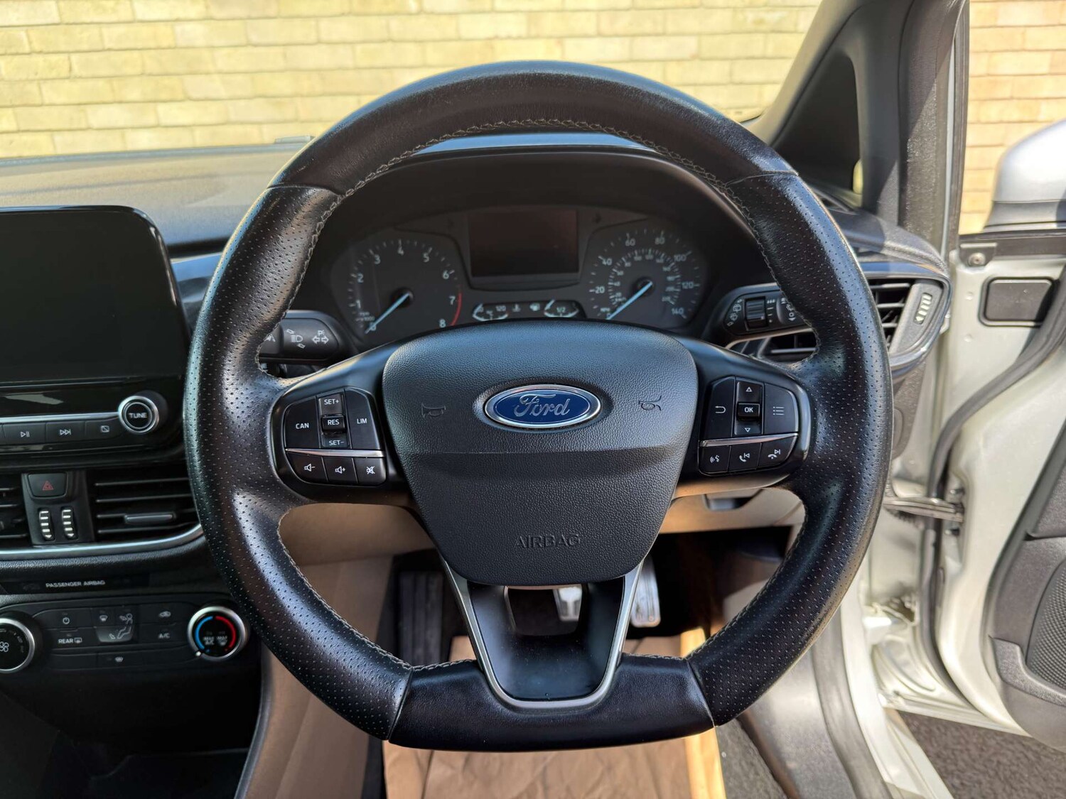 Used Ford Fiesta 2018 for sale - 76277540: Photo 47