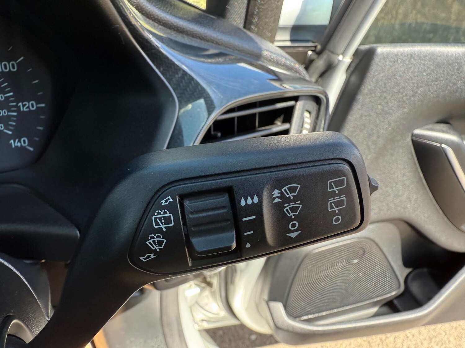 Used Ford Fiesta 2018 for sale - 76277540: Photo 49