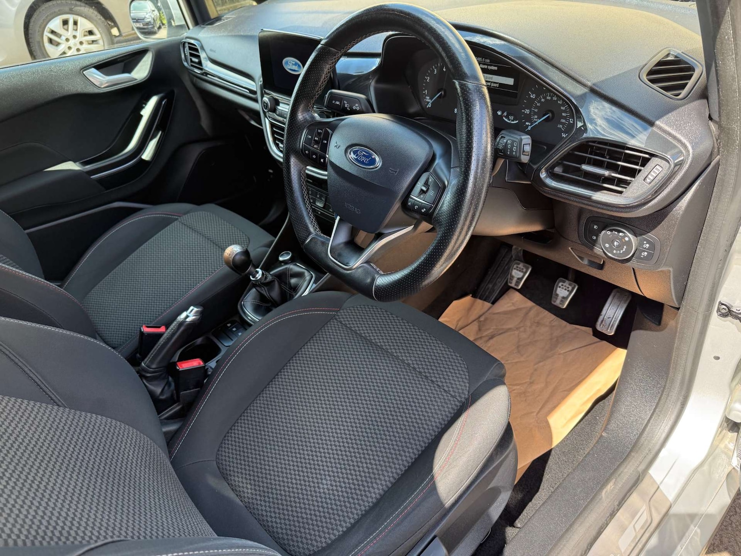 Used Ford Fiesta 2018 for sale - 76277540: Photo 5