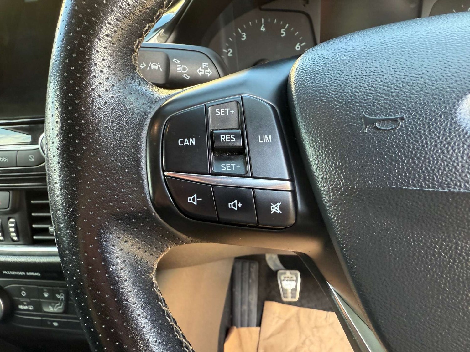 Used Ford Fiesta 2018 for sale - 76277540: Photo 58