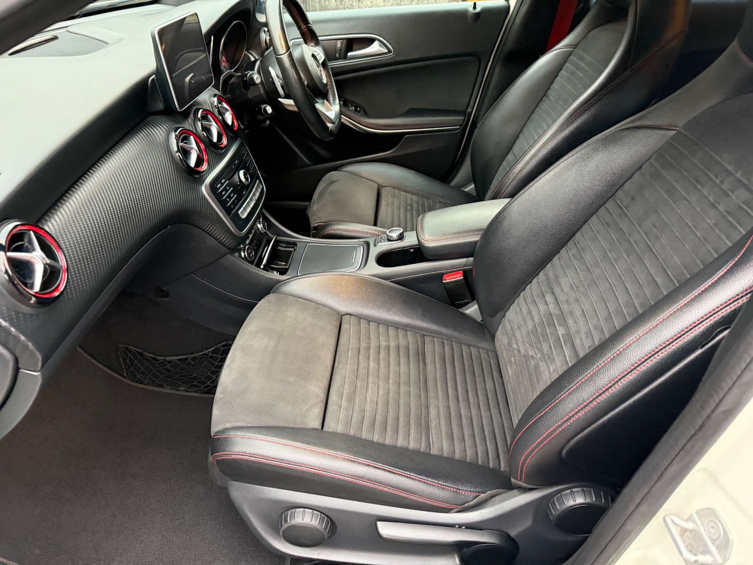 Used Mercedes-Benz A-Class 2016 for sale - 76651360: Photo 21