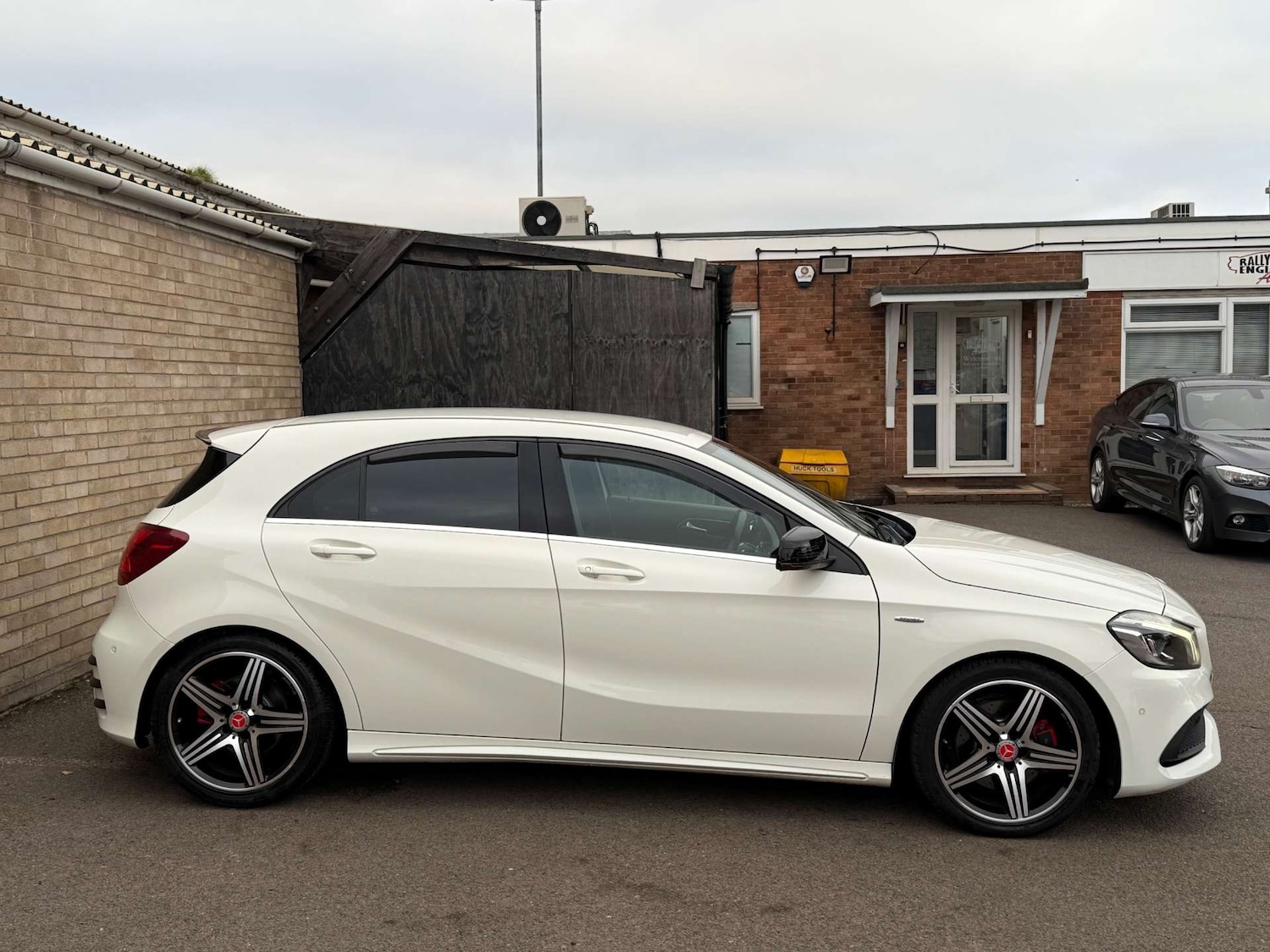 Used Mercedes-Benz A-Class 2016 for sale - 76651360: Photo 32