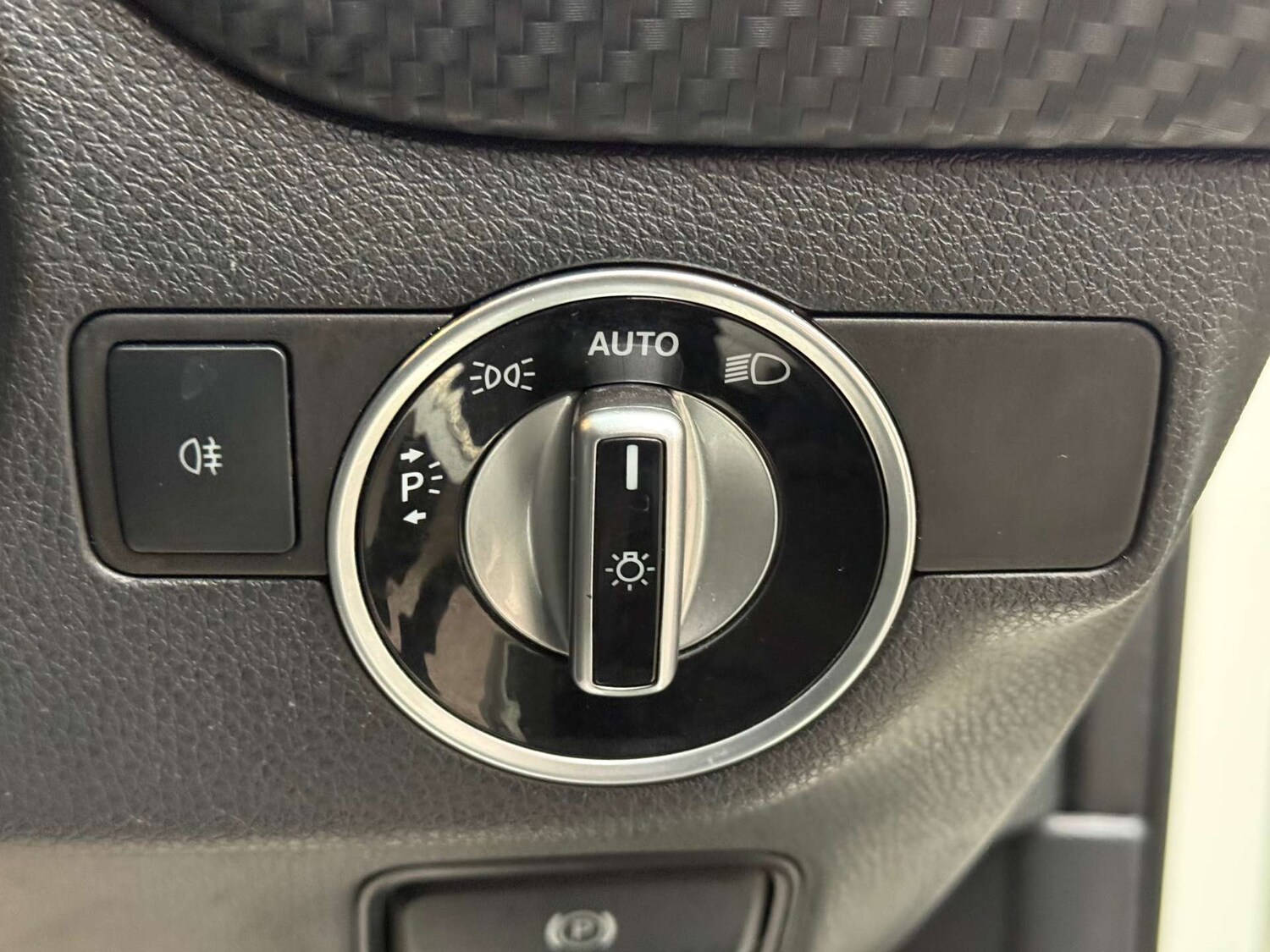 Used Mercedes-Benz A-Class 2016 for sale - 76651360: Photo 46