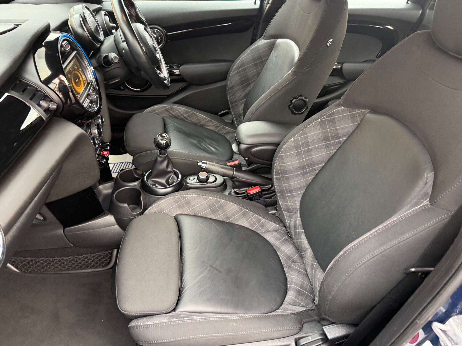 Used MINI Hatch 2015 for sale - 76735829: Photo 23