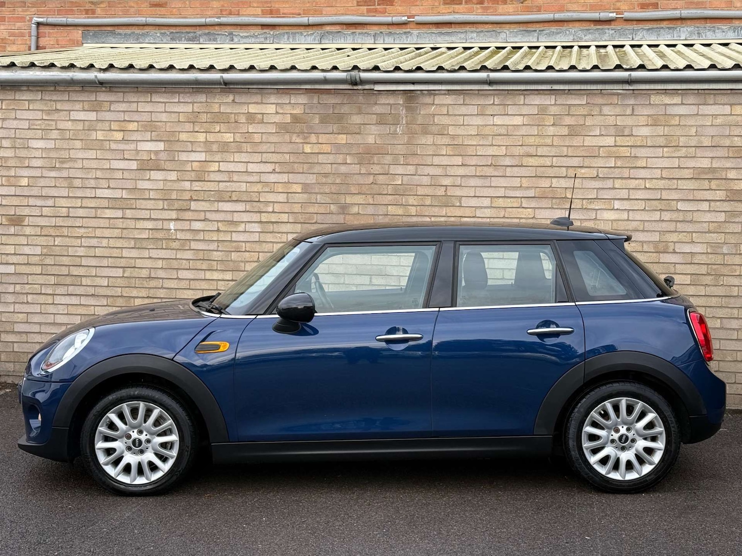 Used MINI Hatch 2015 for sale - 76735829: Photo 29