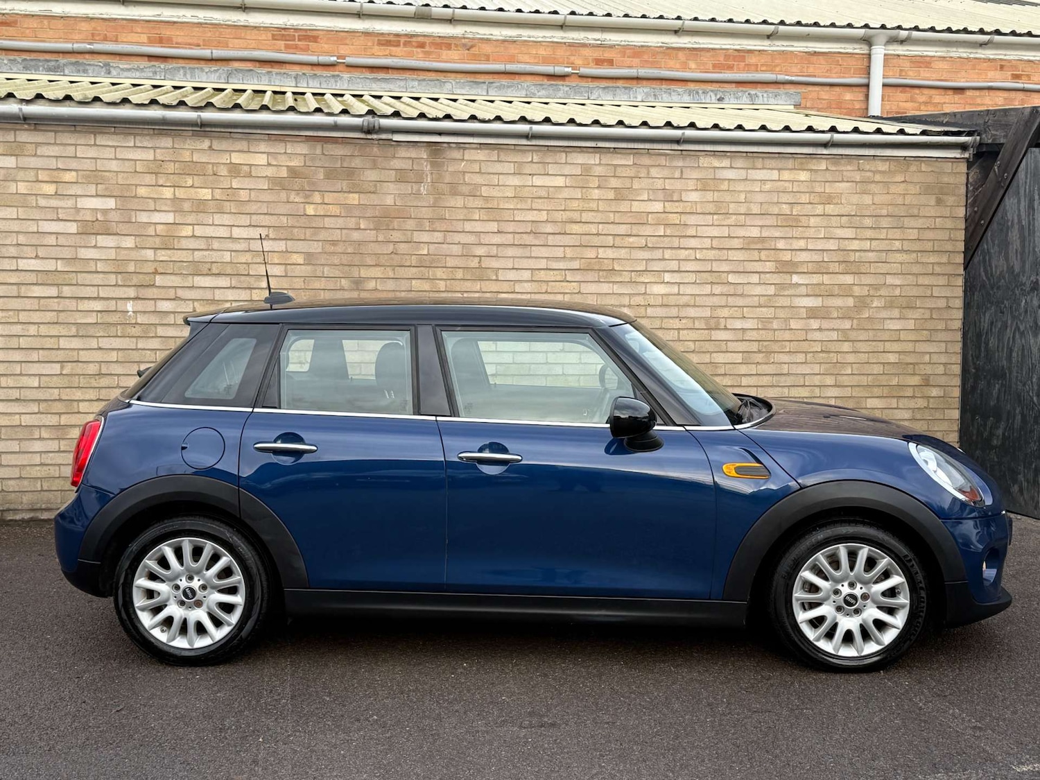 Used MINI Hatch 2015 for sale - 76735829: Photo 34