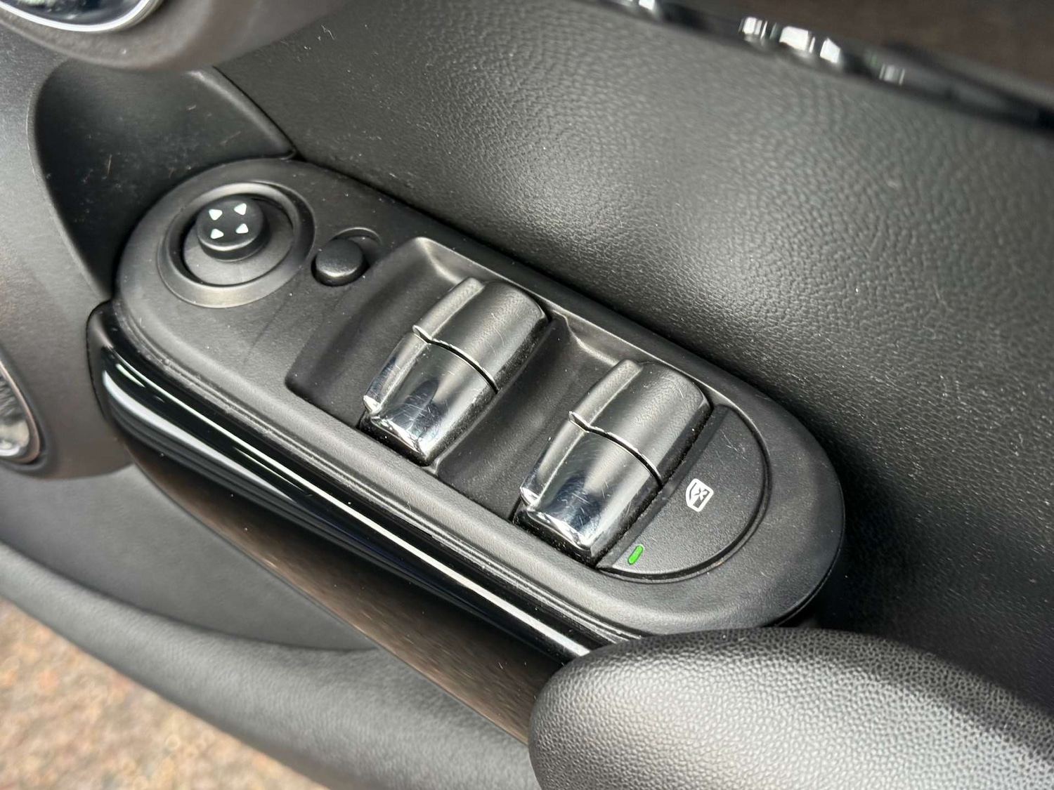 Used MINI Hatch 2015 for sale - 76735829: Photo 46