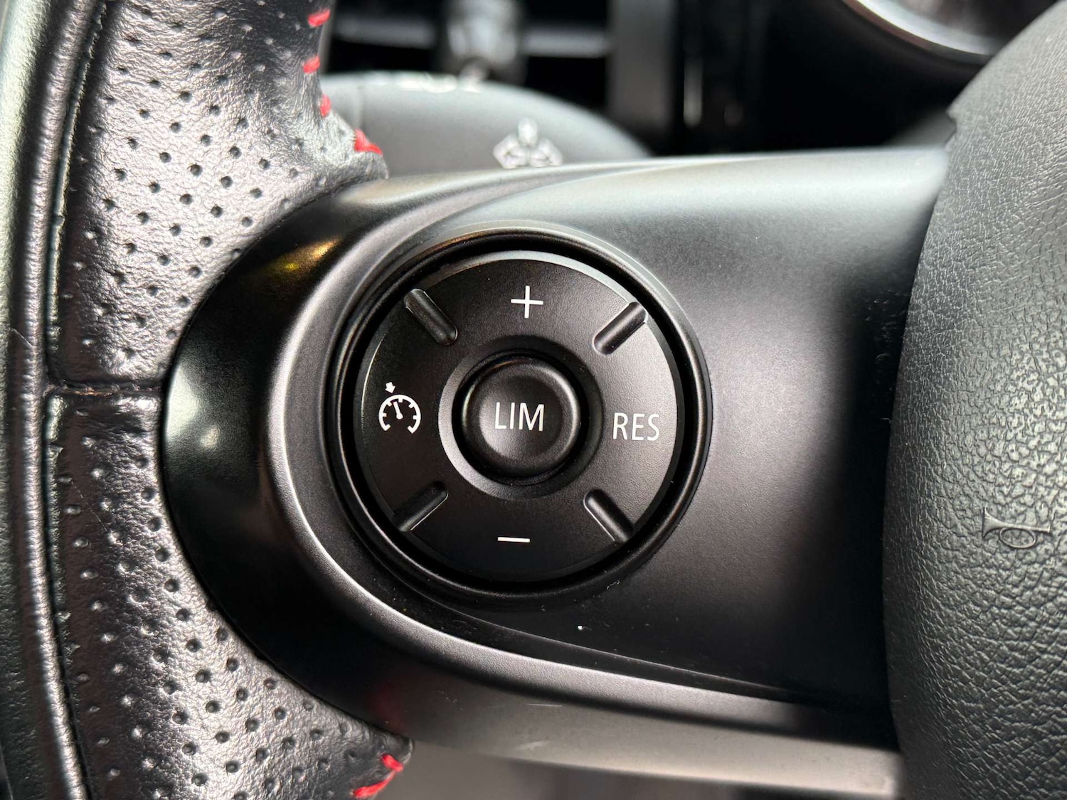 Used MINI Hatch 2015 for sale - 76735829: Photo 48