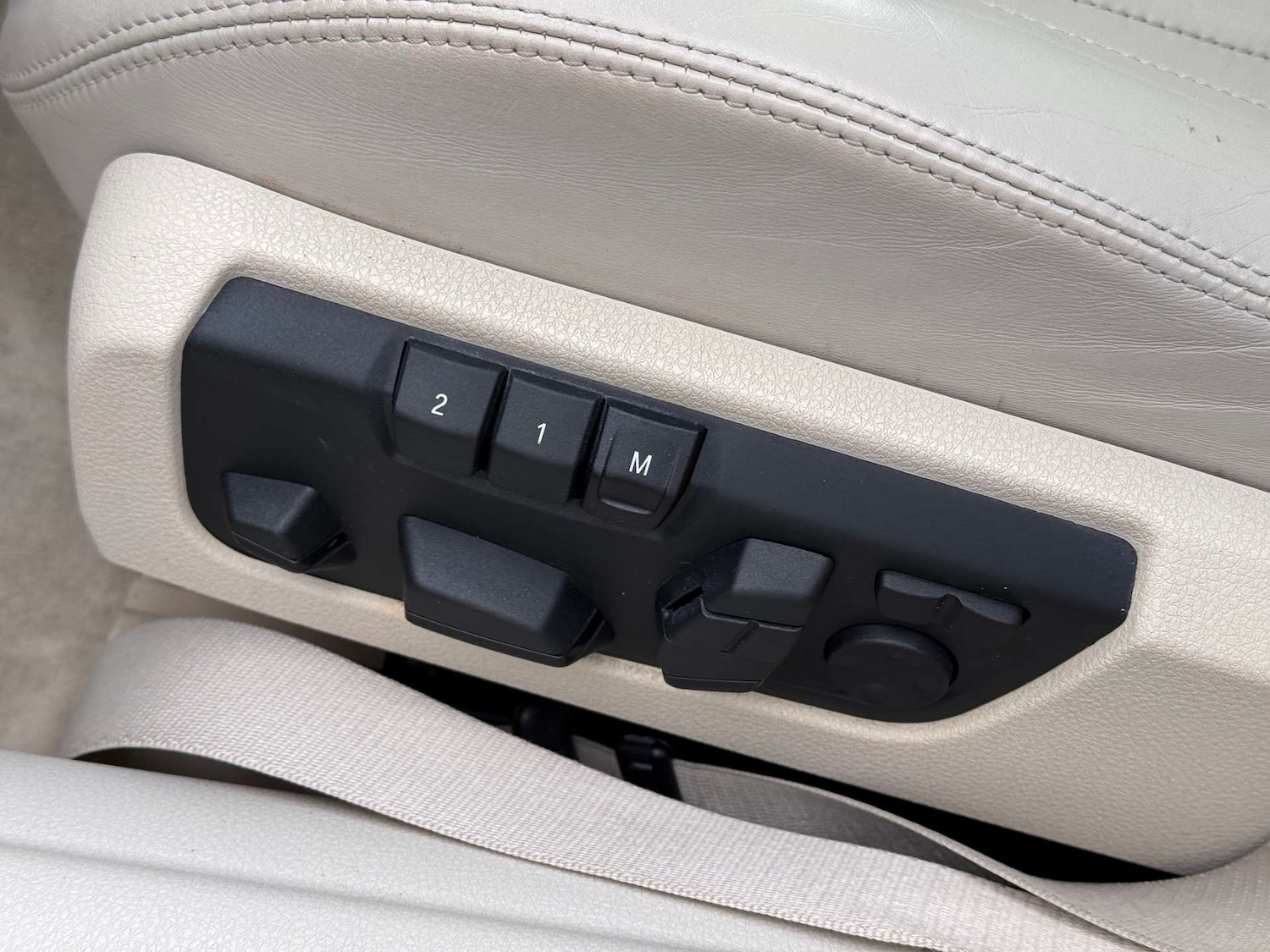 Used BMW 6 Series 2012 for sale - 77545038: Photo 67