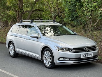 Used Volkswagen Passat 2019 for sale - 78817299: Photo