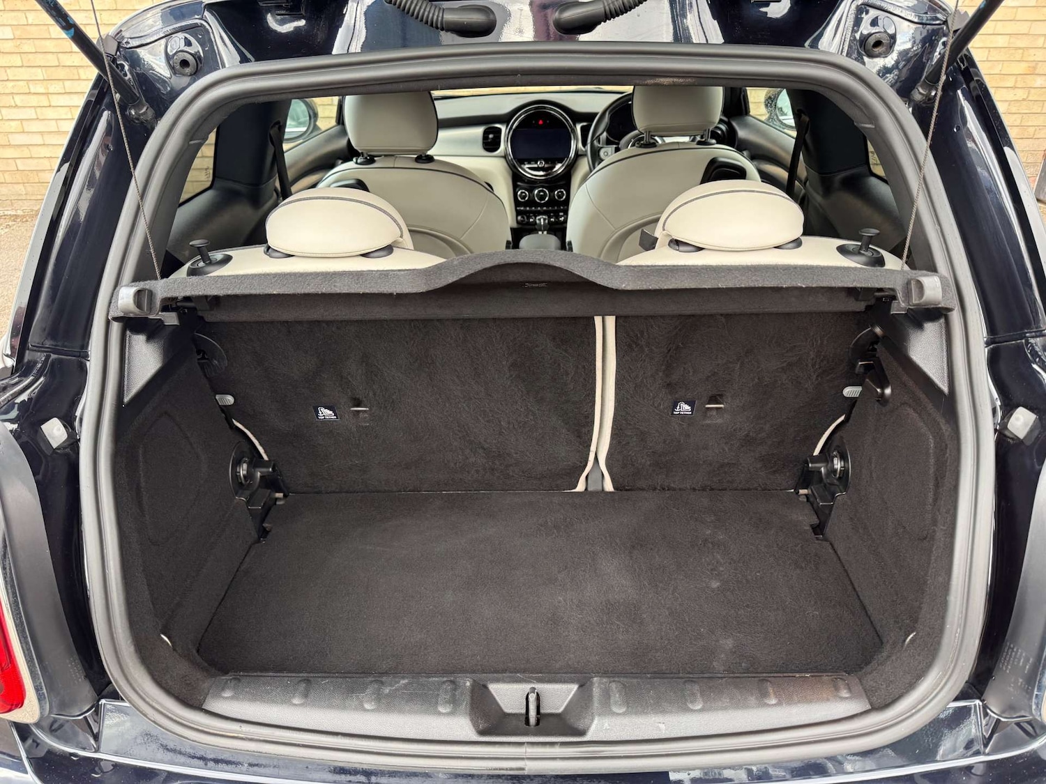Vehicle 39