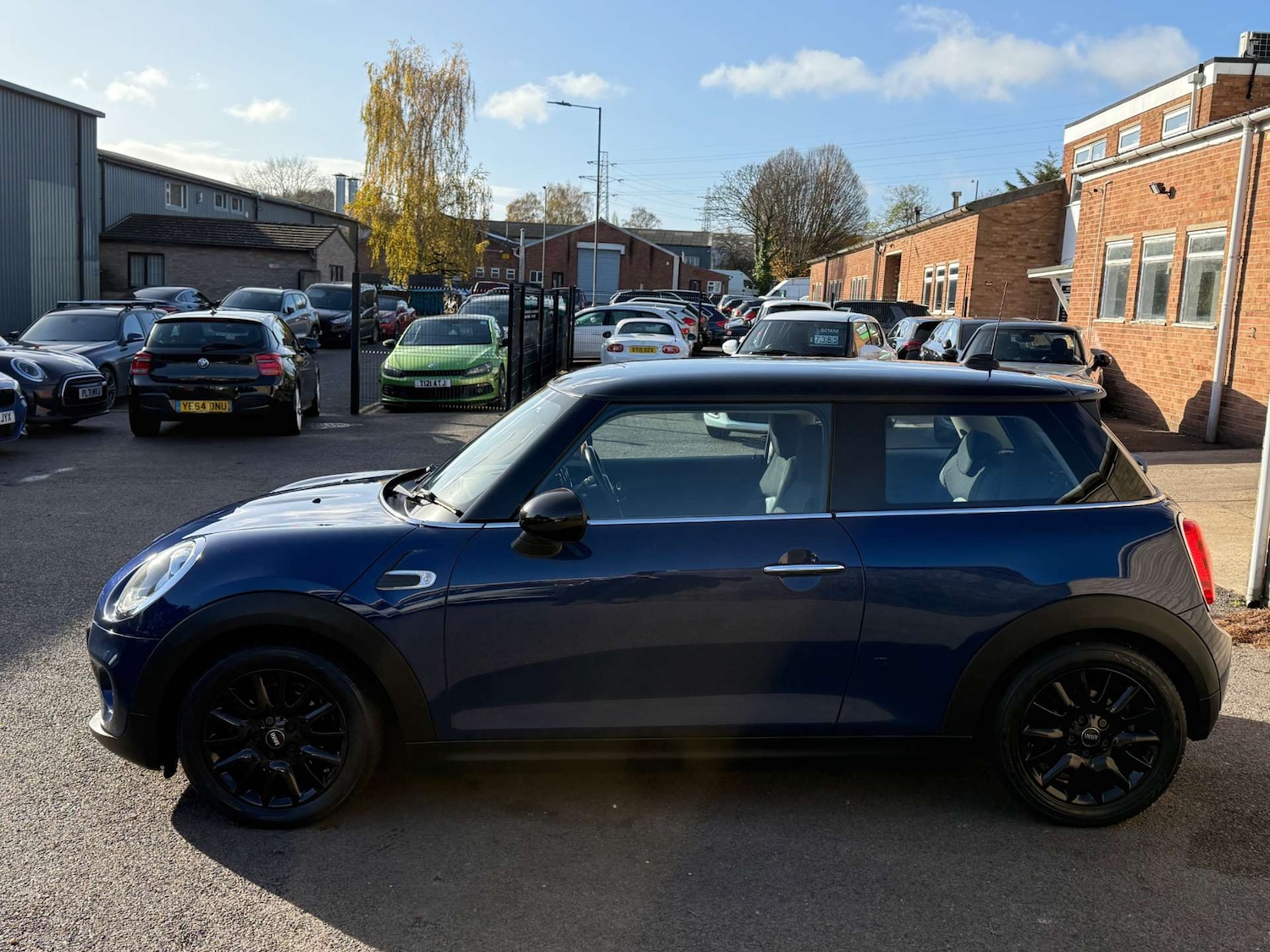 Used MINI Hatch 2014 for sale - 76601960: Photo 24